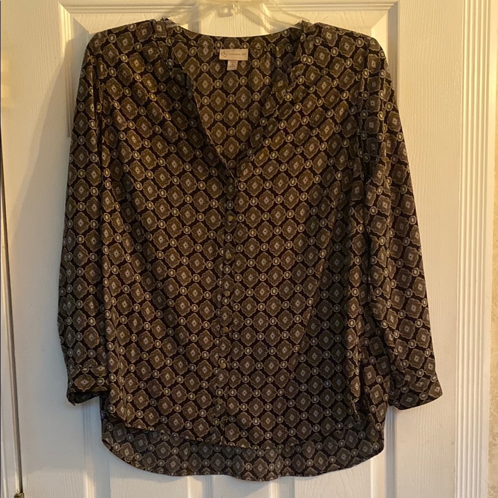 Dress Barn Geometric Patterned Button Down Blouse